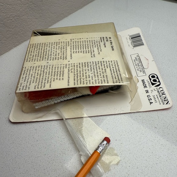 Vintage Christmas Kit Mr and Mrs Santa Beaded Figures Holiday Retro Figurines - Picture 5 of 7